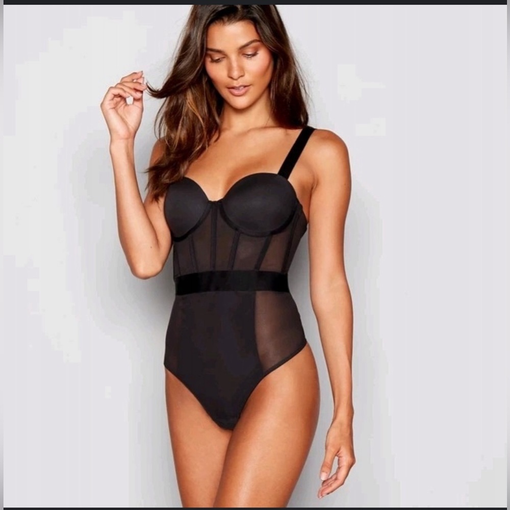 Beautiful DKNY Womens Sheers Convertible Bodysuit cupped